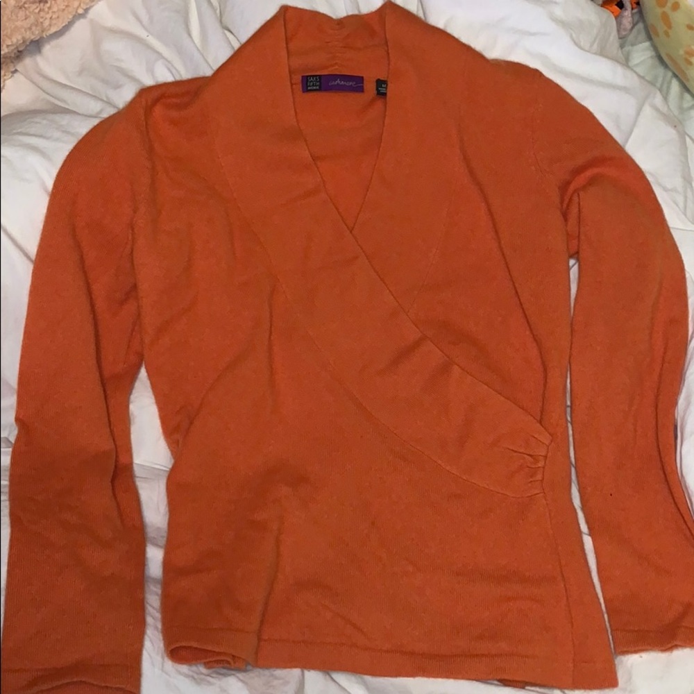 Cashmere Saks Orange v-neck sweater